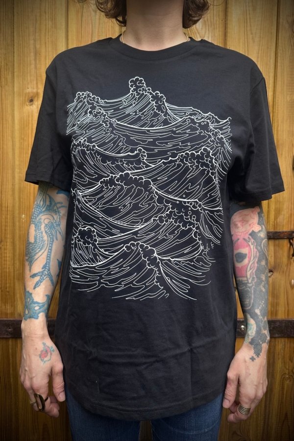 T-shirt "Waves"
